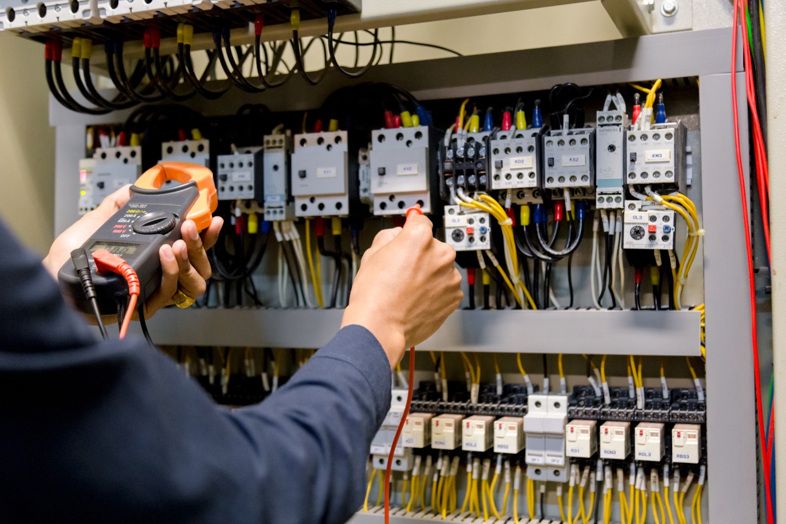 Elektrik çalışması 10